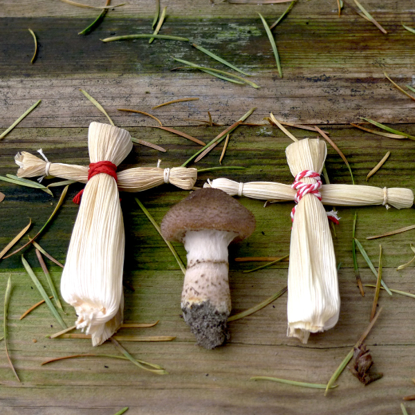 How To Craft Fall Folk Charms